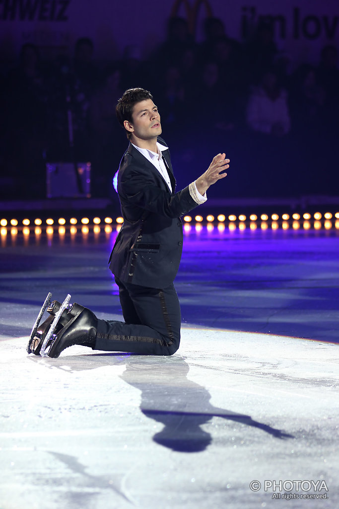 Stéphane Lambiel "Please Don't Stop The Music"