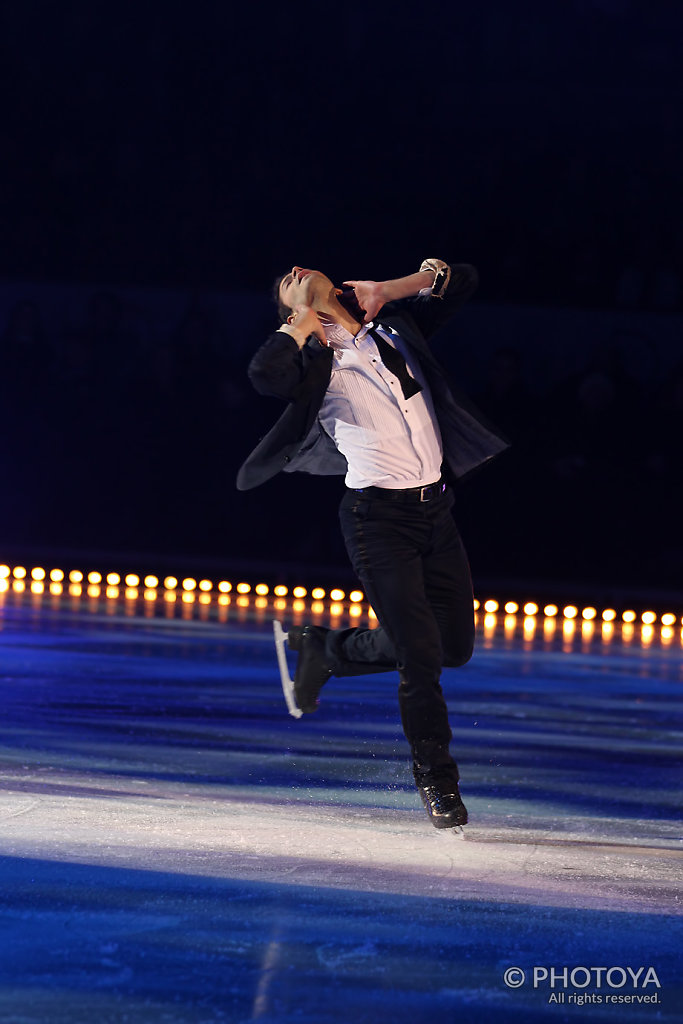 Stéphane Lambiel "Please Don't Stop The Music"