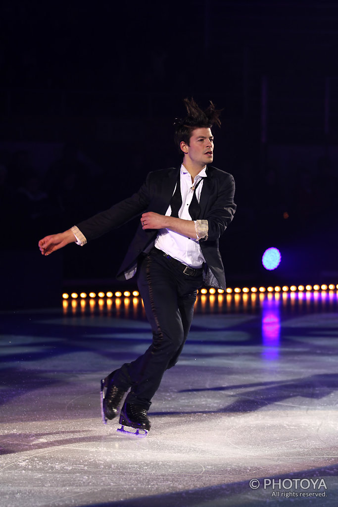 Stéphane Lambiel "Please Don't Stop The Music"