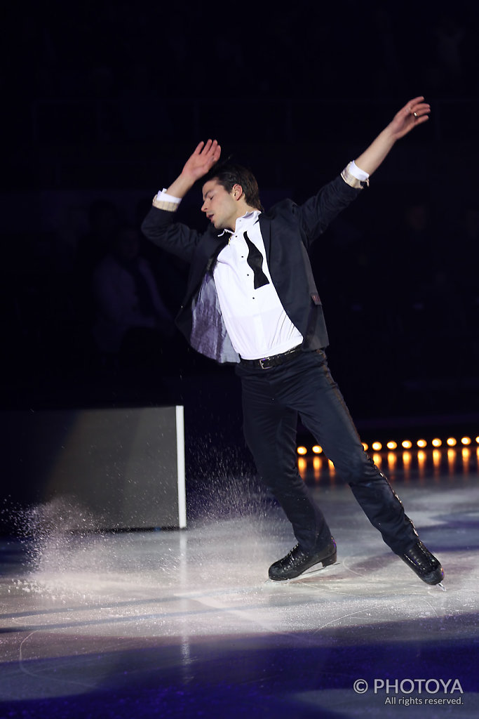 Stéphane Lambiel "Please Don't Stop The Music"