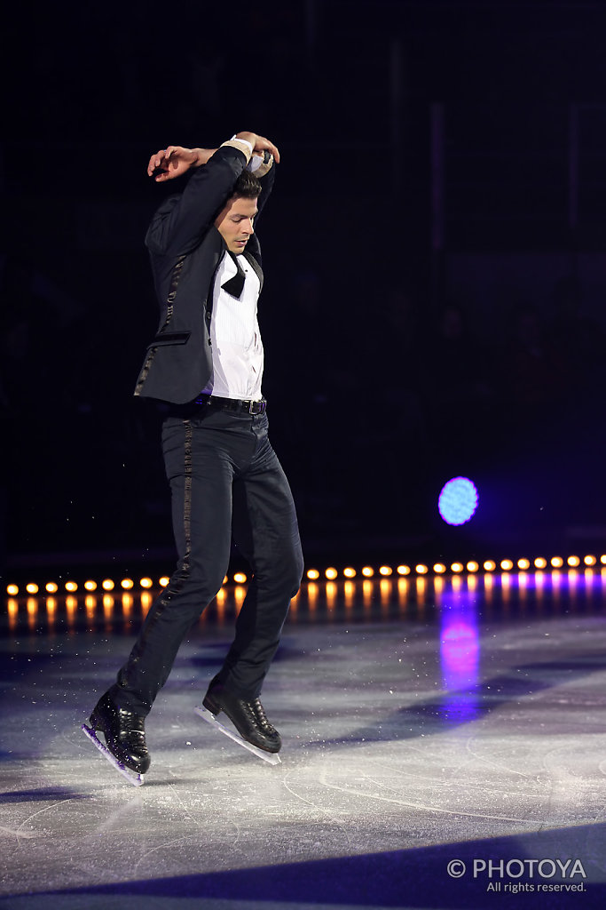 Stéphane Lambiel "Please Don't Stop The Music"