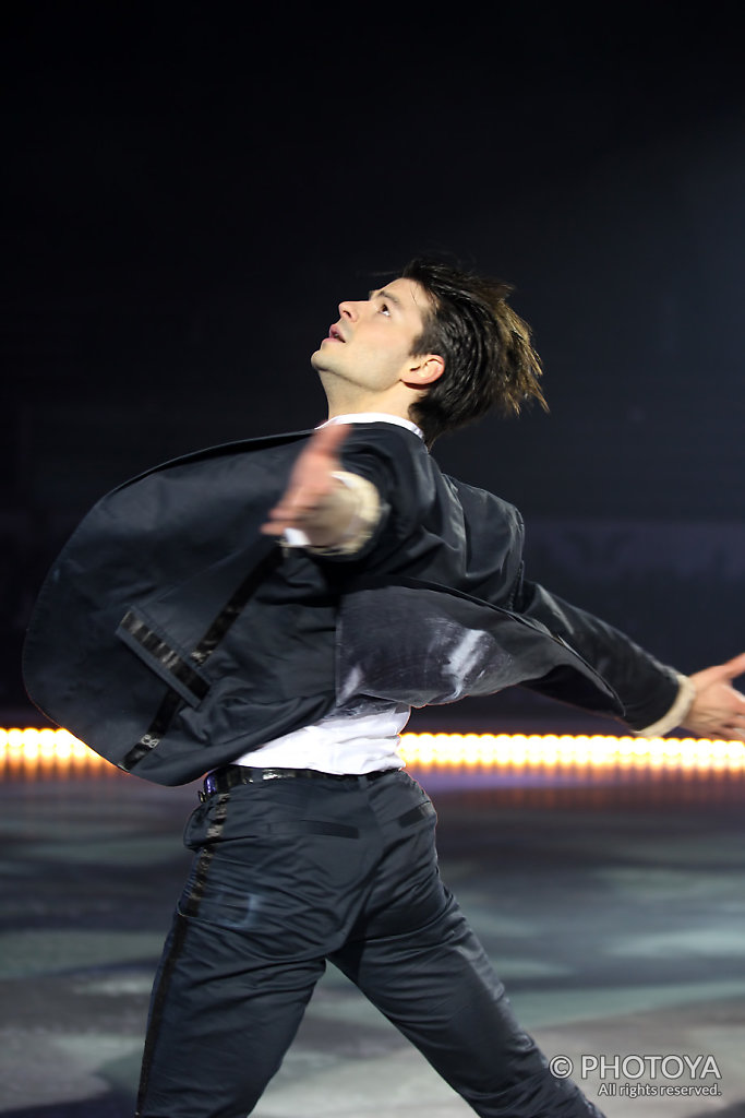 Stéphane Lambiel "Please Don't Stop The Music"